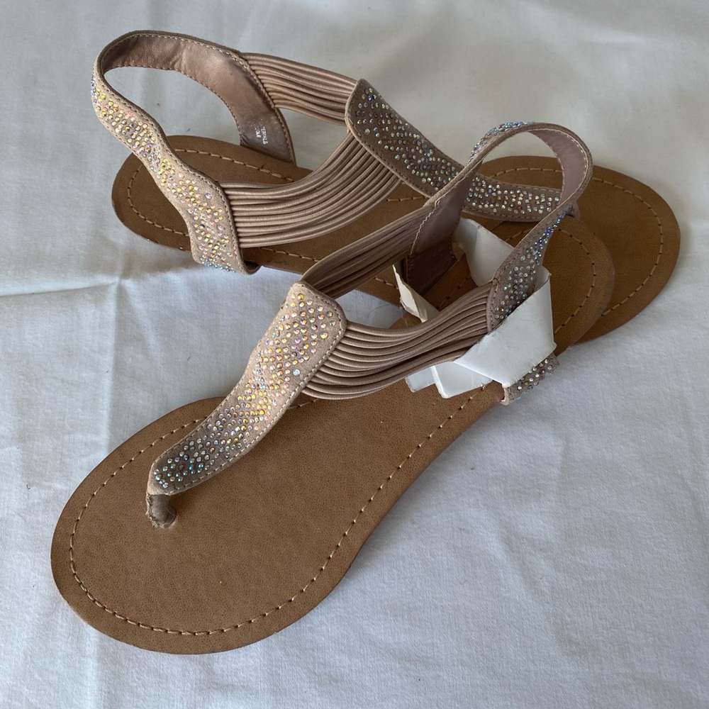 NEW Madden girl Tan sandals